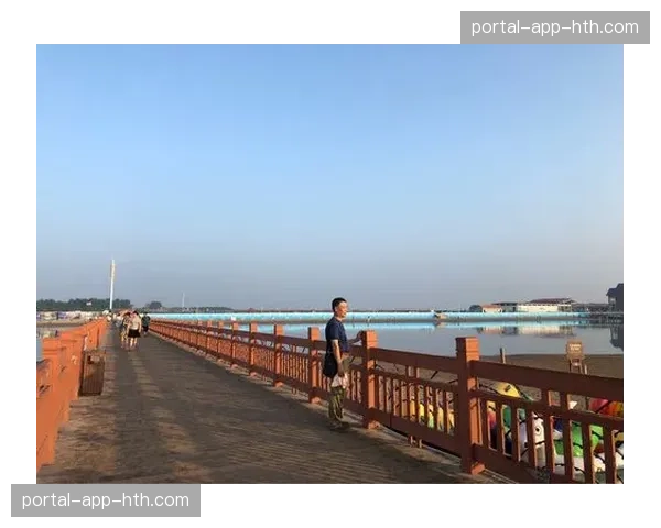 评论：考特尼·威廉姆斯独特的比赛风格对球队化学反应的积极影响